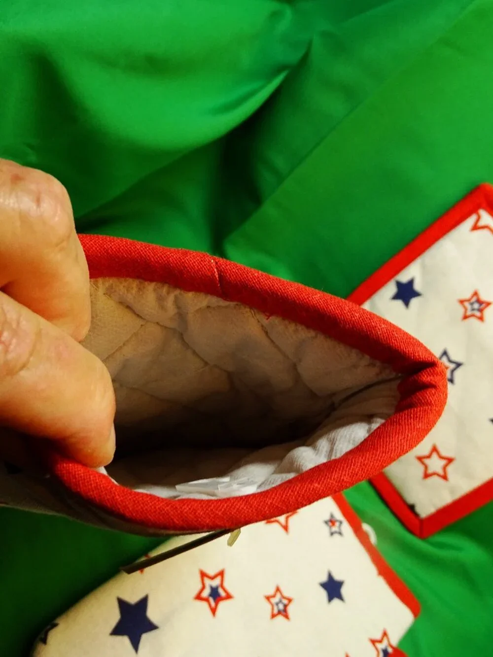 New Potholders one Square and 2 Mitts by MABELLE